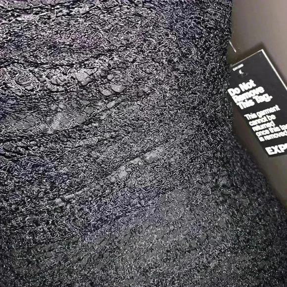 Express lace ruched dress NWT 2 - Picture 2 of 7